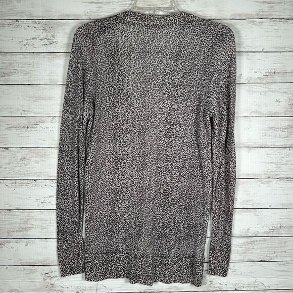 Ann Taylor Loft Long Cardigan Sweater Size L Lightweight Cheetah Animal - Picture 8 of 9